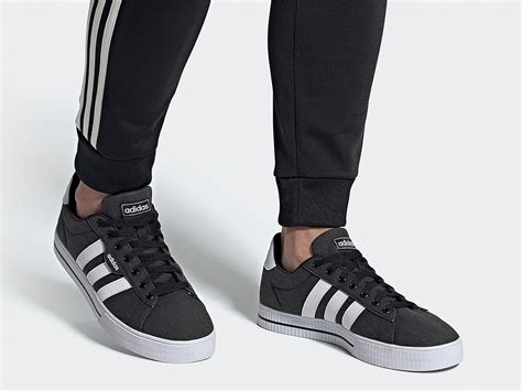 adidas Men's Daily Sneakers 